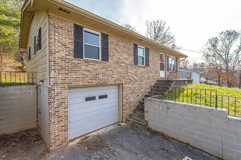 1406 Dandelion Cir, Morristown, TN 37814
