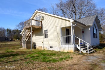 1406 Johnson St, Etowah, TN 37331