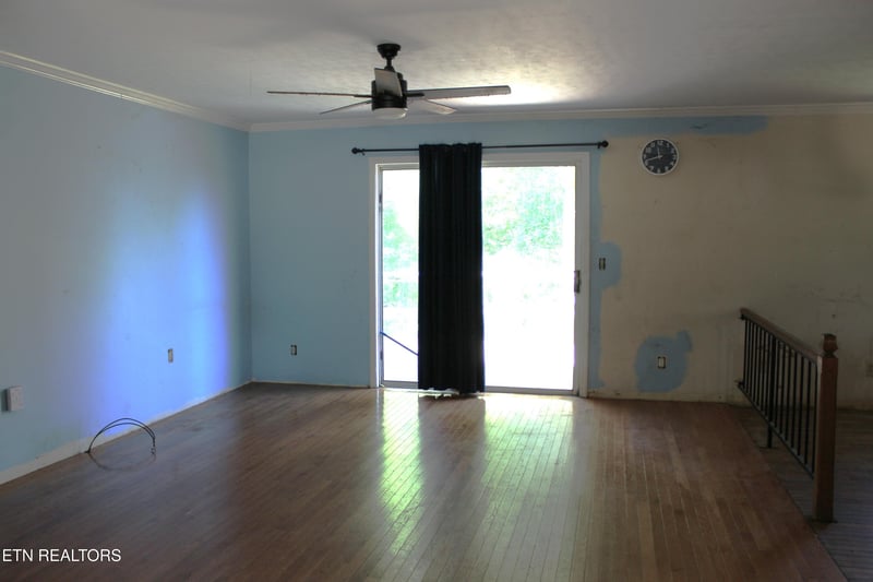 1406 Sweetwater Vonore Rd, Sweetwater, TN 37874