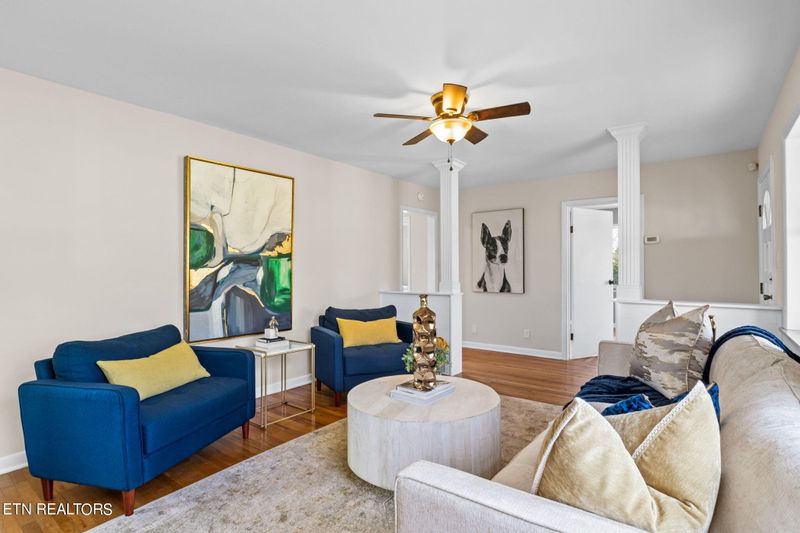1407 Francis Rd, Knoxville, TN 37909