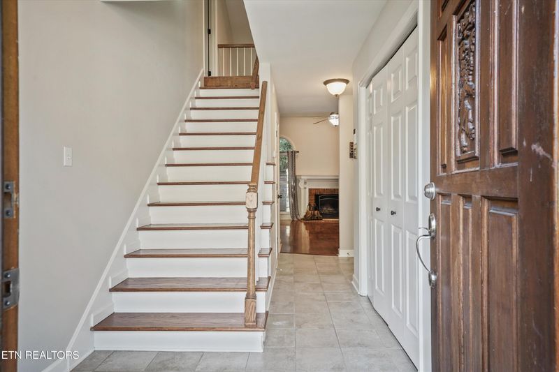 1407 Kenton Way, Knoxville, TN 37922