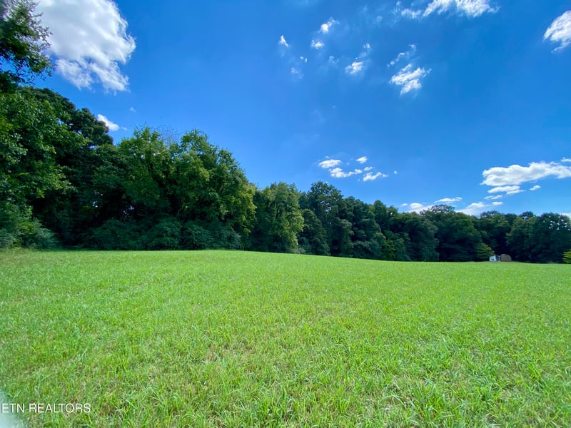 1407 Montvale Rd, Maryville, TN 37803