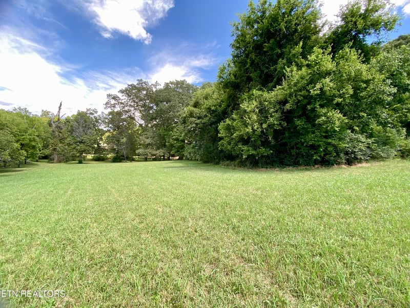 1407 Montvale Rd, Maryville, TN 37803