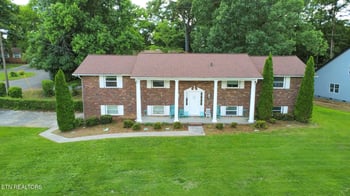 1407 Rosalyn Dr, Knoxville, TN 37914