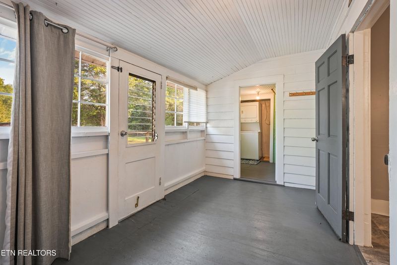 1407 Sweetwater Vonore Rd, Sweetwater, TN 37874