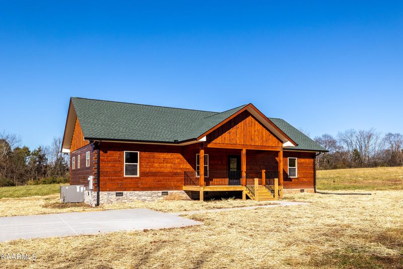 1408 Maple Ln, Greenback, TN 37742