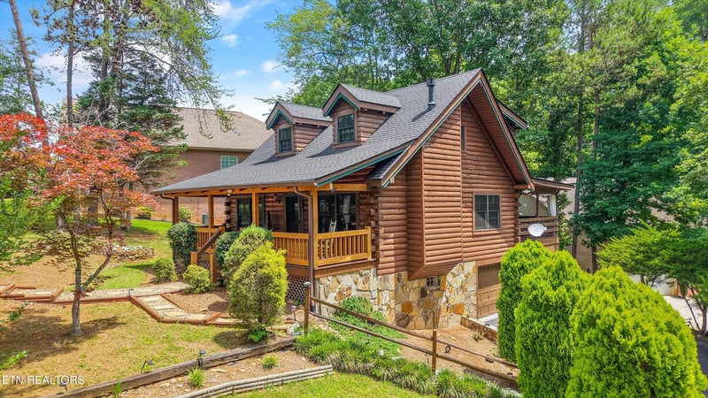 1408 Tomahawk Tr, Maryville, TN 37801