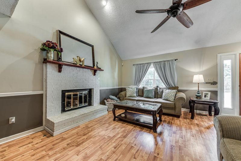 1408 Wenlock Rd, Knoxville, TN 37922