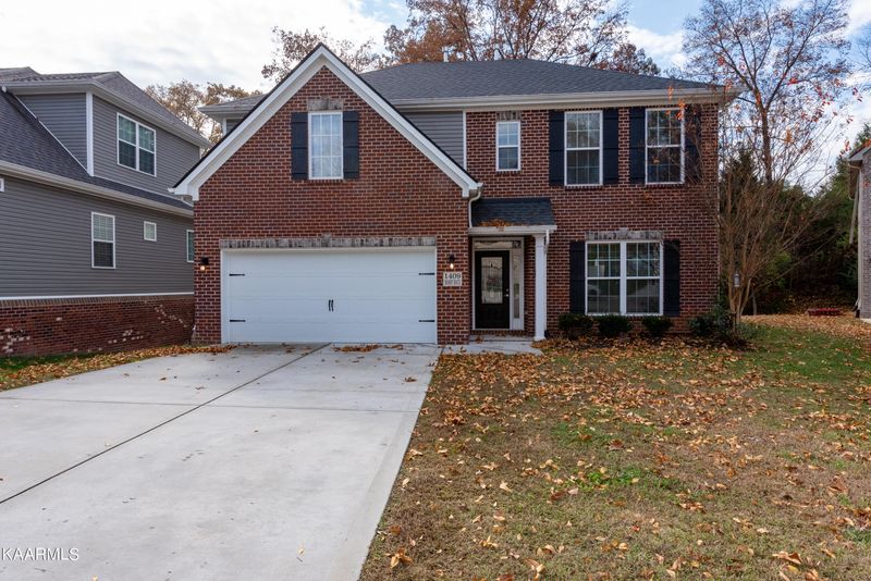 1409 Mossy Rock Ln, Knoxville, TN 37922