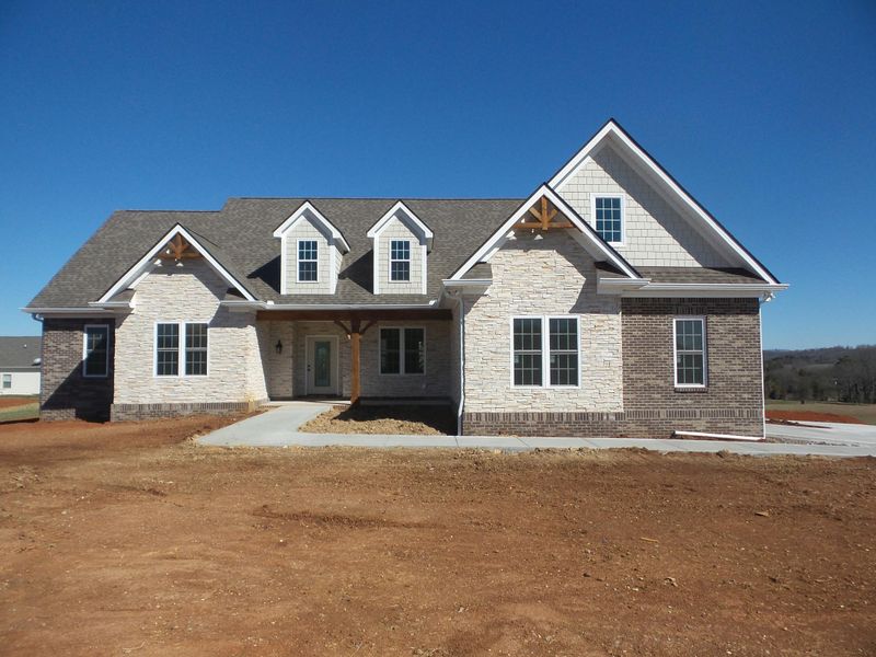 1409 Rippling Waters Cir, Sevierville, TN 37876