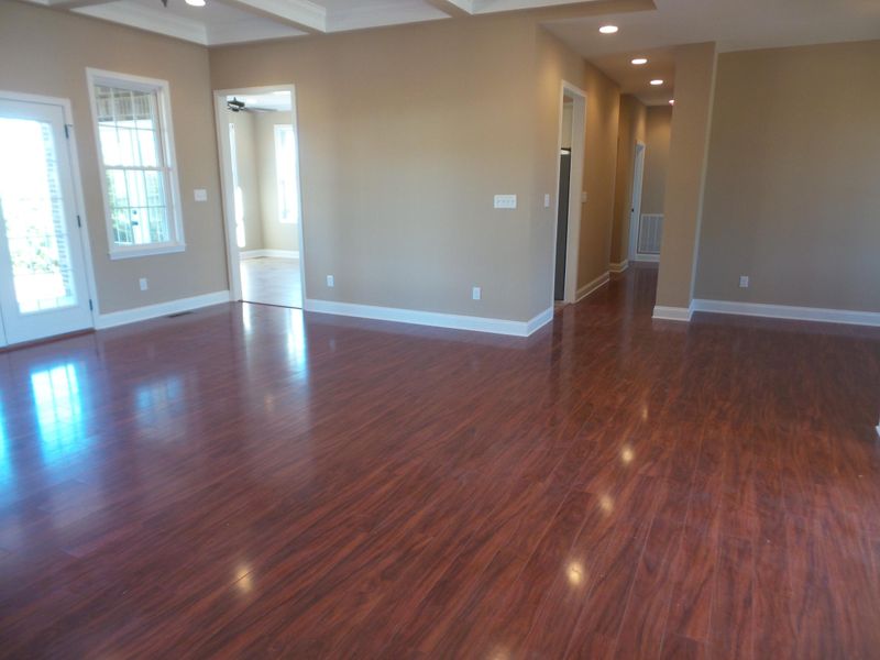 1409 Rippling Waters Cir, Sevierville, TN 37876