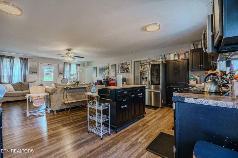 1409 Snapp Rd, Sevierville, TN 37862