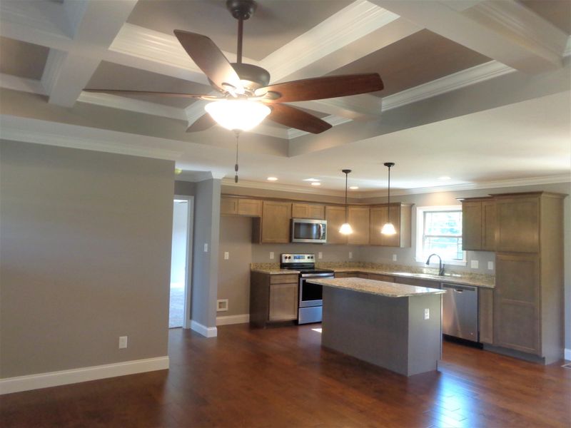 1409 Stephanies Way, Greenback, TN 37742