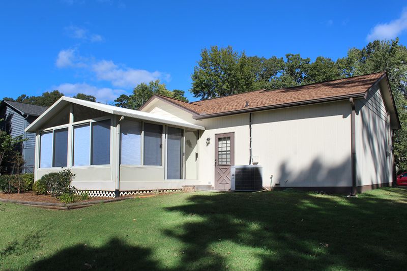 1409 Waynesboro Ln #2, Knoxville, TN 37923