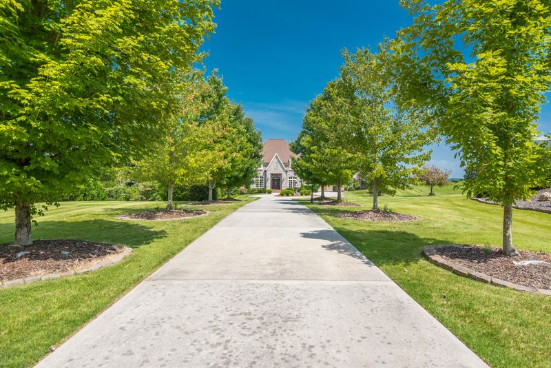 141 Autumn Woods Tr, Sweetwater, TN 37874