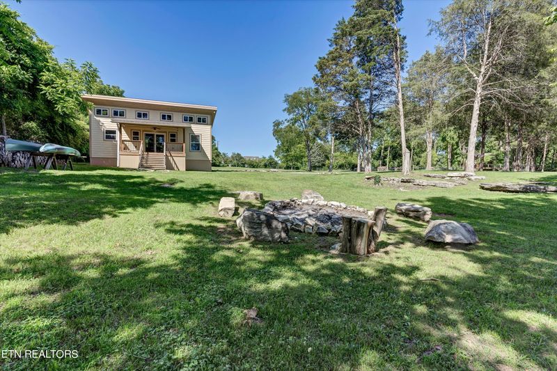 141 Cedar Crest Ln, Friendsville, TN 37737