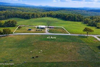 141 Central Ave, Lancing, TN 37770