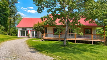 141 Central Ave, Robbins, TN 37852