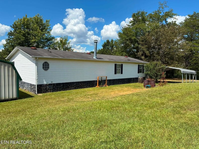 141 County Road 623, Etowah, TN 37331