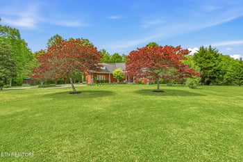 141 Cumberland Rd, Oliver Springs, TN 37840