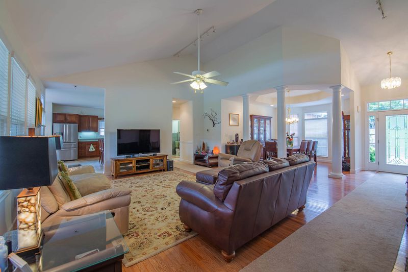 141 Harbour View Way, Kingston, TN 37763