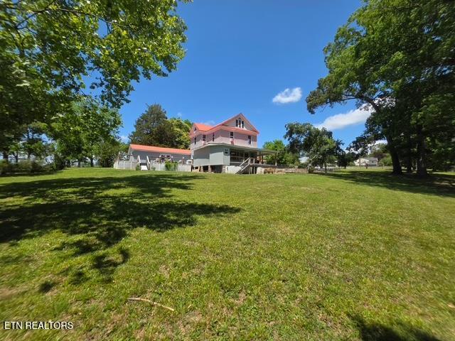 141 Leslie Dr, Harriman, TN 37748
