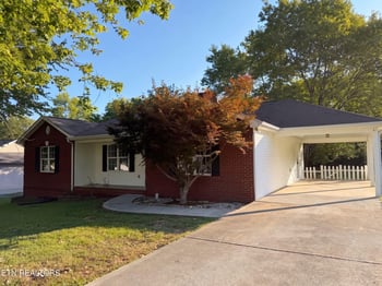 141 Meadowview Ln, Powell, TN 37849