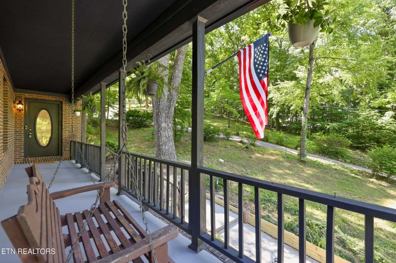 141 Milligan Ln, Clinton, TN 37716