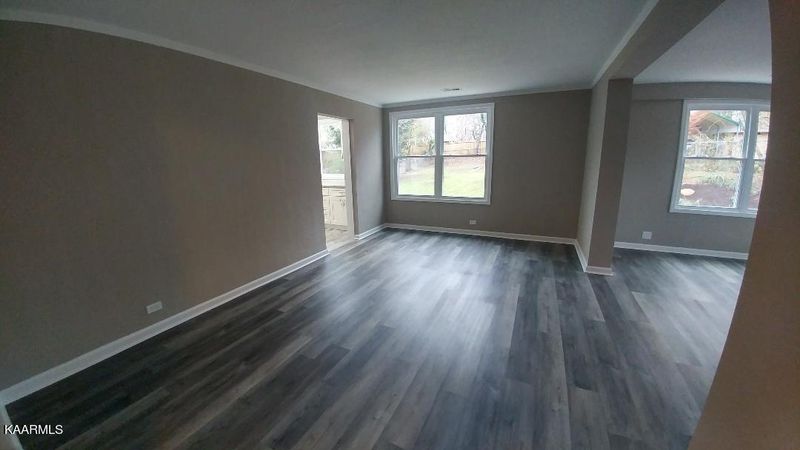 141 Pembroke Rd, Oak Ridge, TN 37830