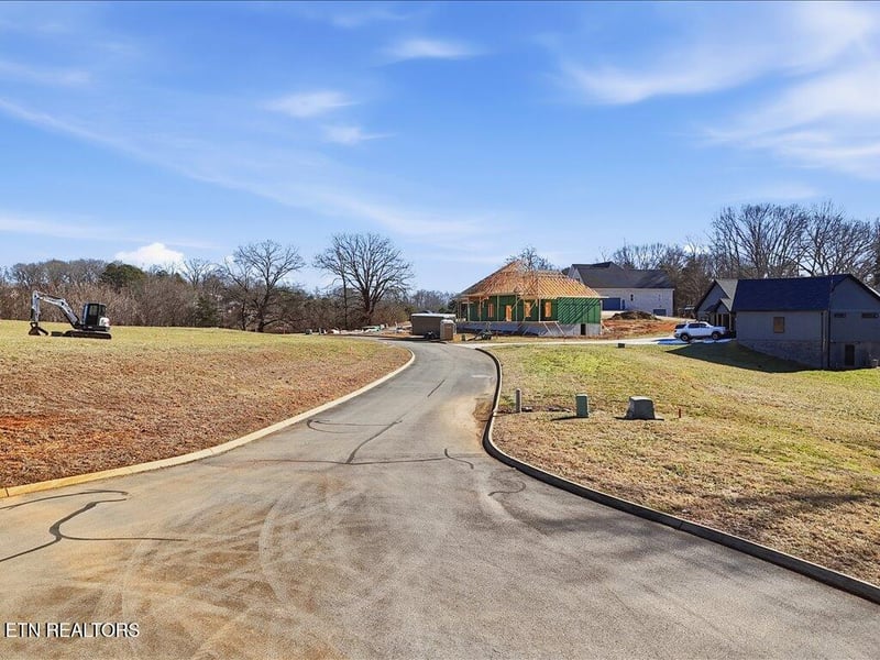 141 Red Cloud Ln, Rutledge, TN 37861