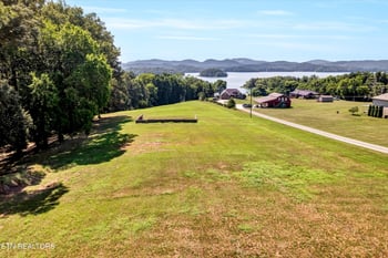 141 Twin Church Rd, Bean Station, TN 37708