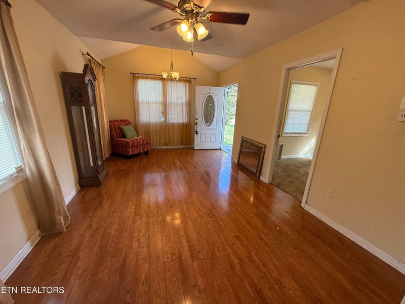 141 W Howe St, Alcoa, TN 37701