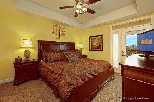 1410 Hurley Dr #305, Sevierville, TN 37862