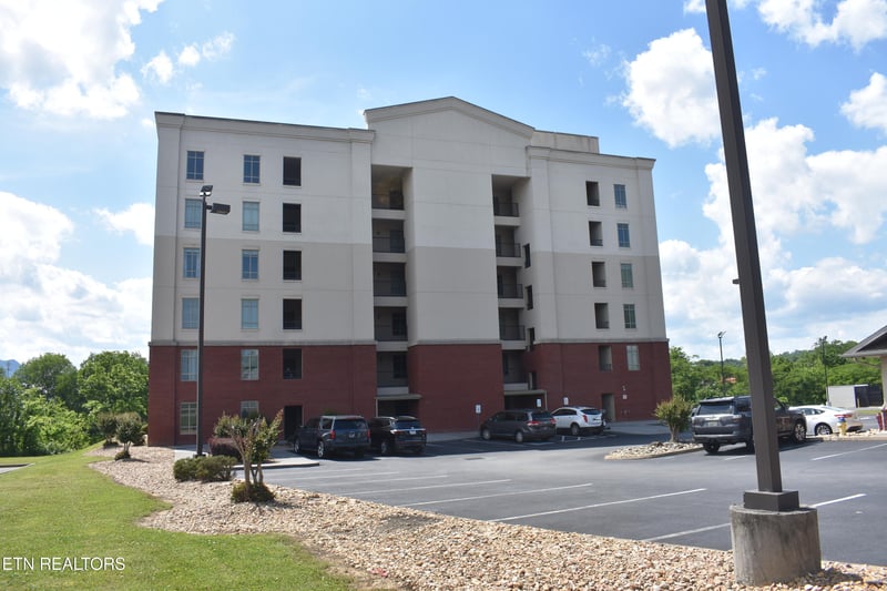 1410 Hurley Dr #504, Sevierville, TN 37862