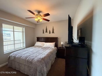 1410 Hurley Dr #504, Sevierville, TN 37862