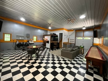 1411 Indian Shadows Dr, Ten Mile, TN 37880