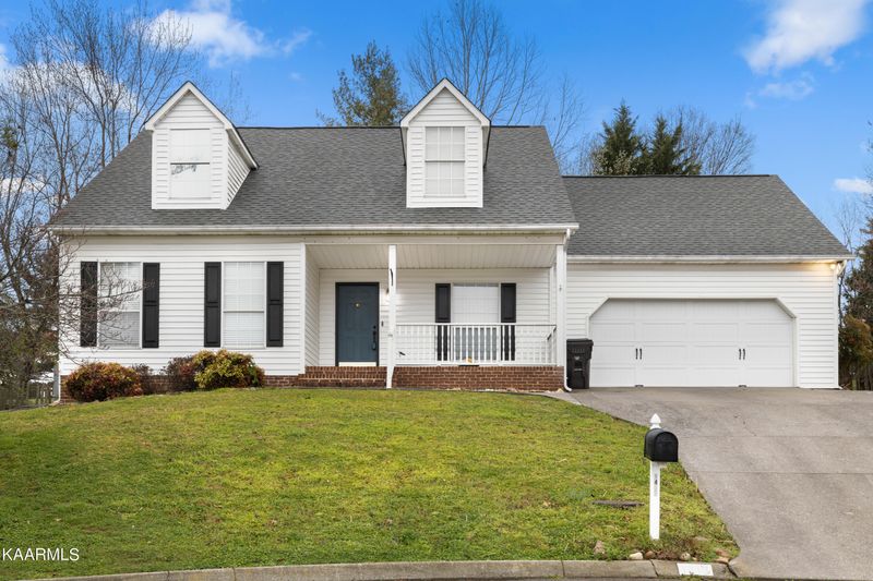 1412 Rush Limbaugh Ln, Knoxville, TN 37932