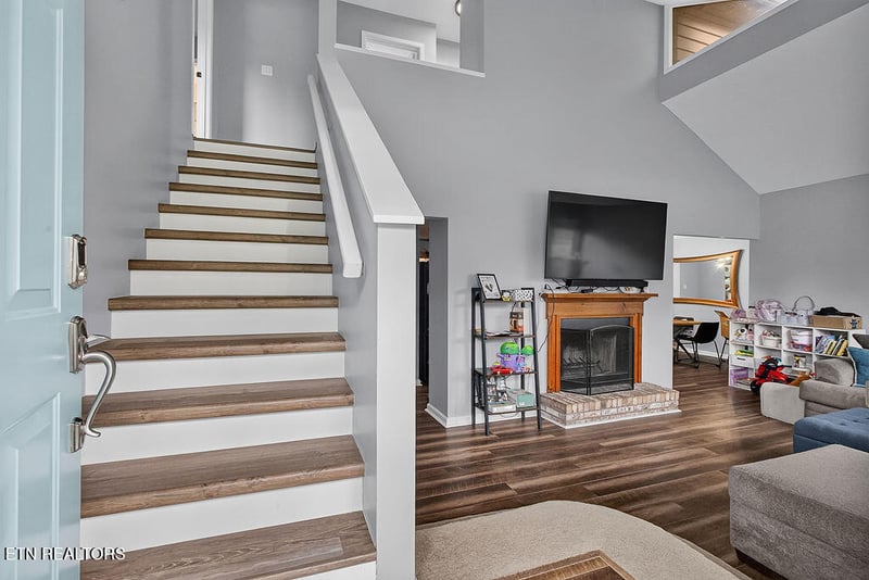 1413 Overton Ln, Knoxville, TN 37923