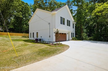 1413 Rudder Ln, Knoxville, TN 37919