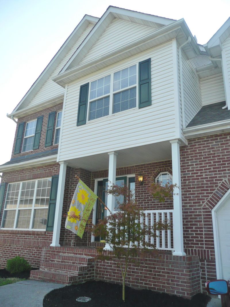 1413 Wineberry Rd, Powell, TN 37849