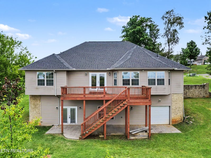 1414 Benjamin Blvd, Sevierville, TN 37876