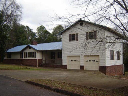1414 Brentwood Dr, Athens, TN 37303