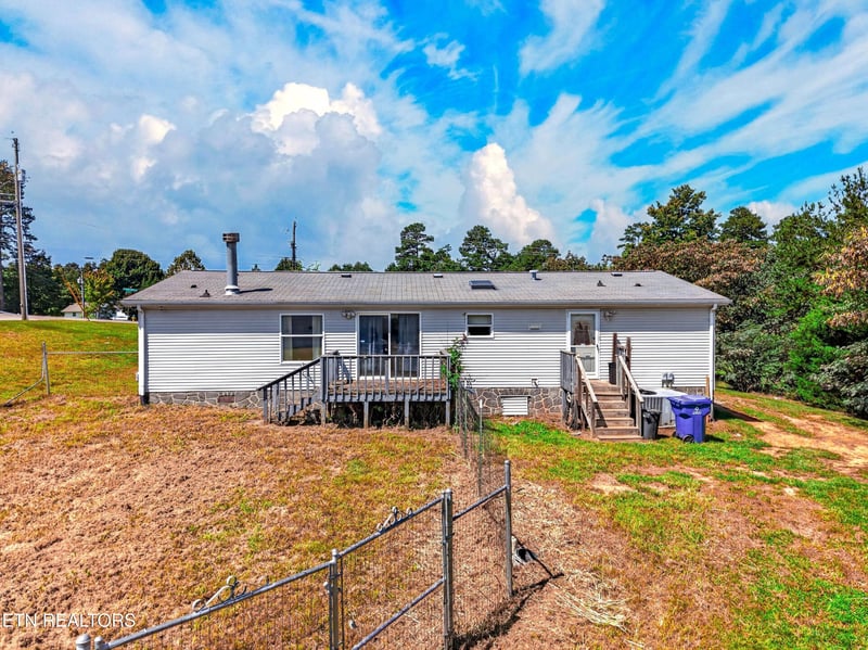 1414 Stony Point Rd, Knoxville, TN 37914