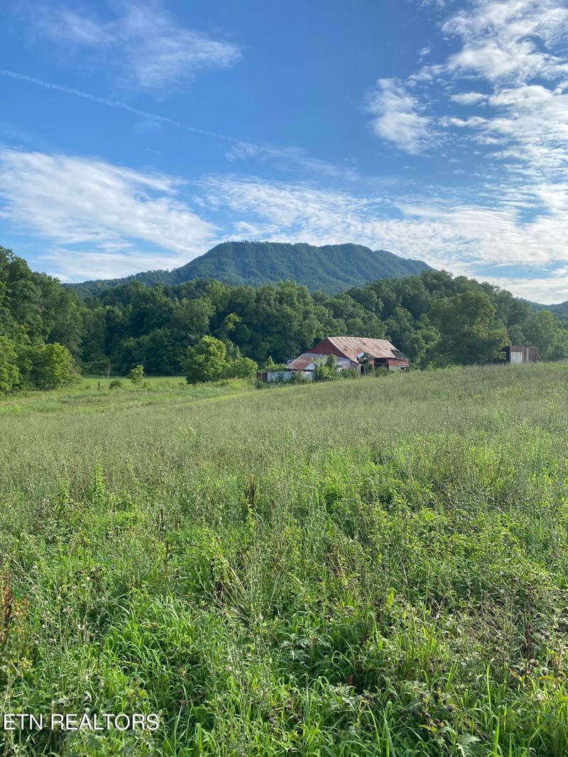 1415 -1331 Sugar Loaf Rd, Sevierville, TN 37862