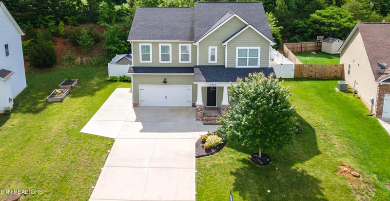 1416 Madison Oaks Rd, Knoxville, TN 37924