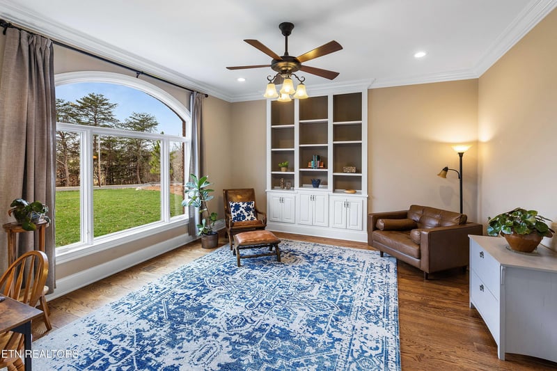 14176 Northshore Dr, Lenoir City, TN 37772