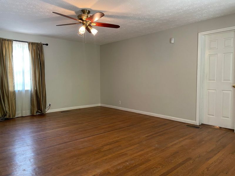 1418 Cherry Bottom Rd, Caryville, TN 37714