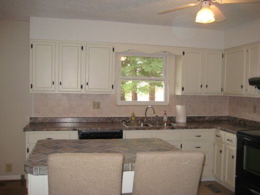 1418 Wesley Rd, Lenoir City, TN 37772