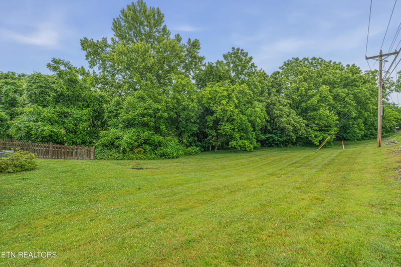 1419 Hickey Rd, Knoxville, TN 37932