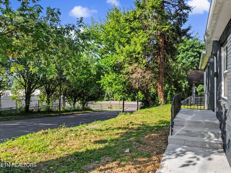 1419 Lawson Ave, Knoxville, TN 37917